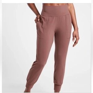 Athleta Salutation Powervita Jogger Sweatpants Dusty Rose